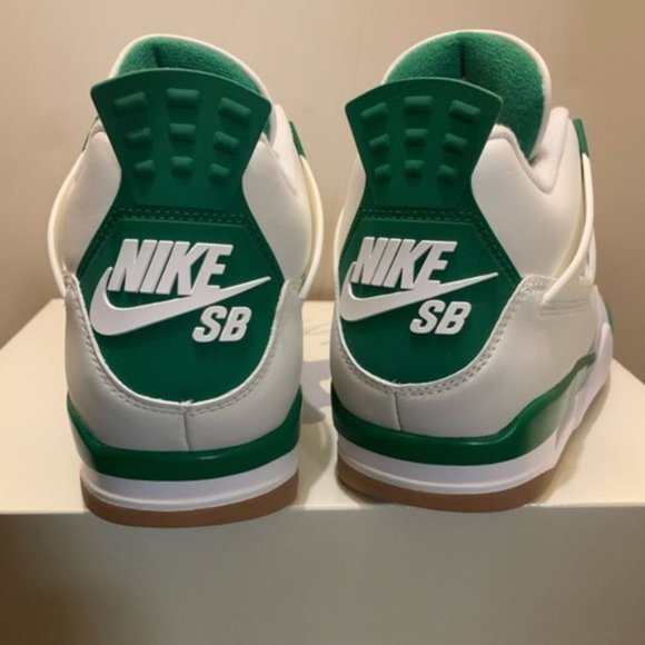 Nike SB x Air Jordan 4 Retro SP Sail/Neutral Grey/Pine Green/White DR5415-103 DS main image 5